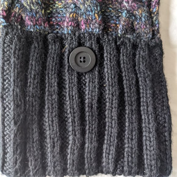 Women's Columbia Black Hat & Scarf w/ Pocket - Picture 6 of 8